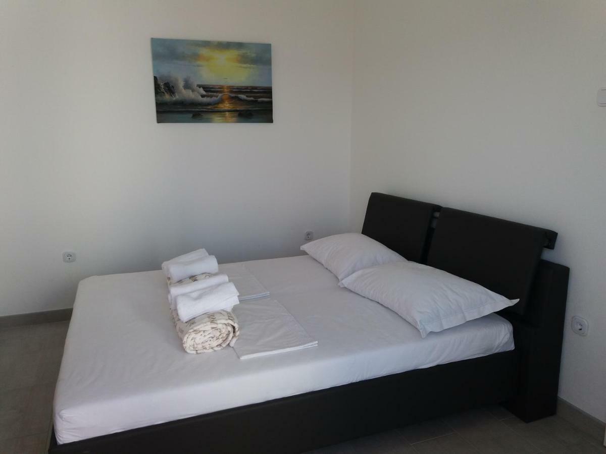 דוגי ראט Apartments Marija מראה חיצוני תמונה